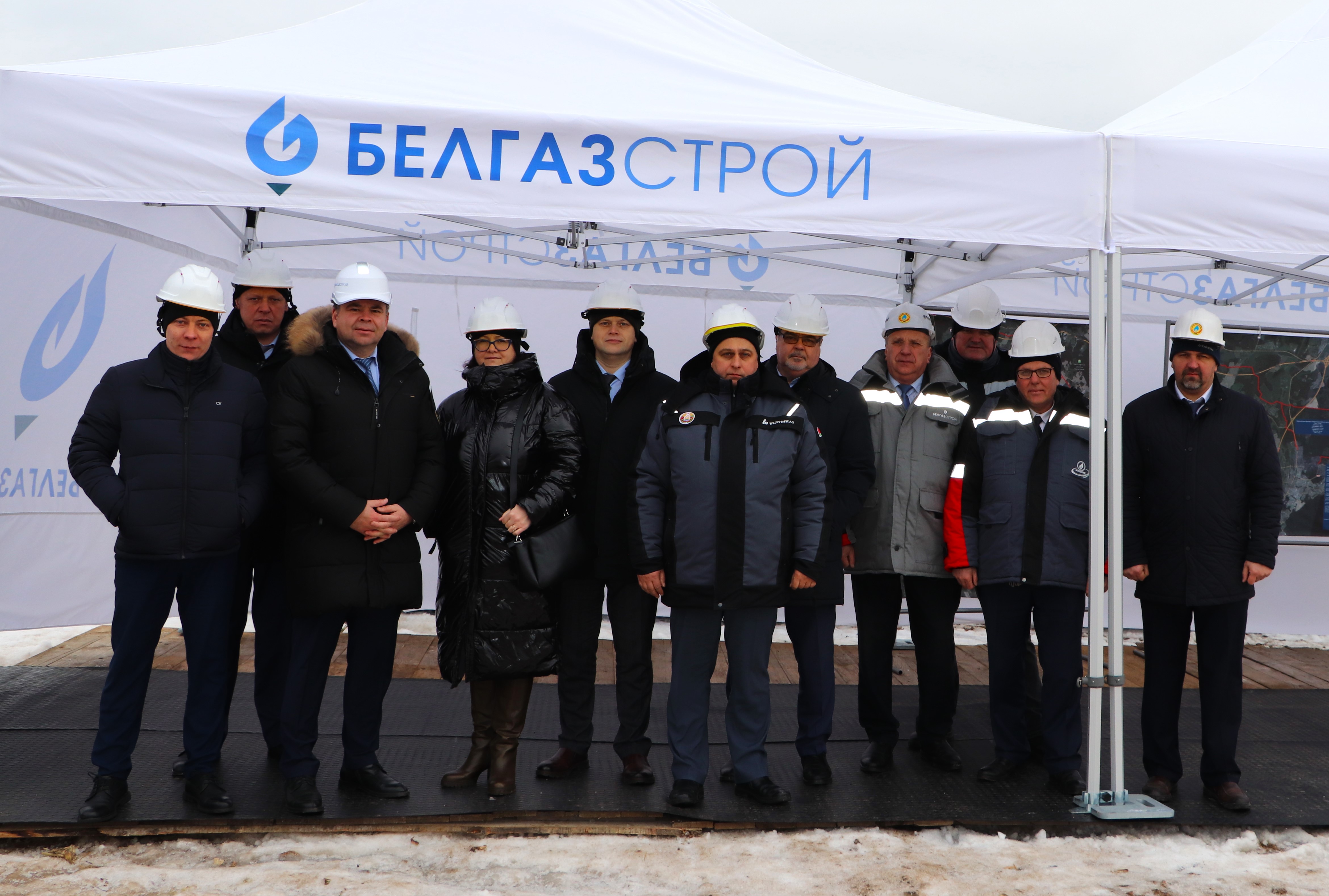 Российская делегация топливо-энергетического комплекса Ленинградской области поселила участок  строительства кольцевого газопровода и Инженерно-технический центр.